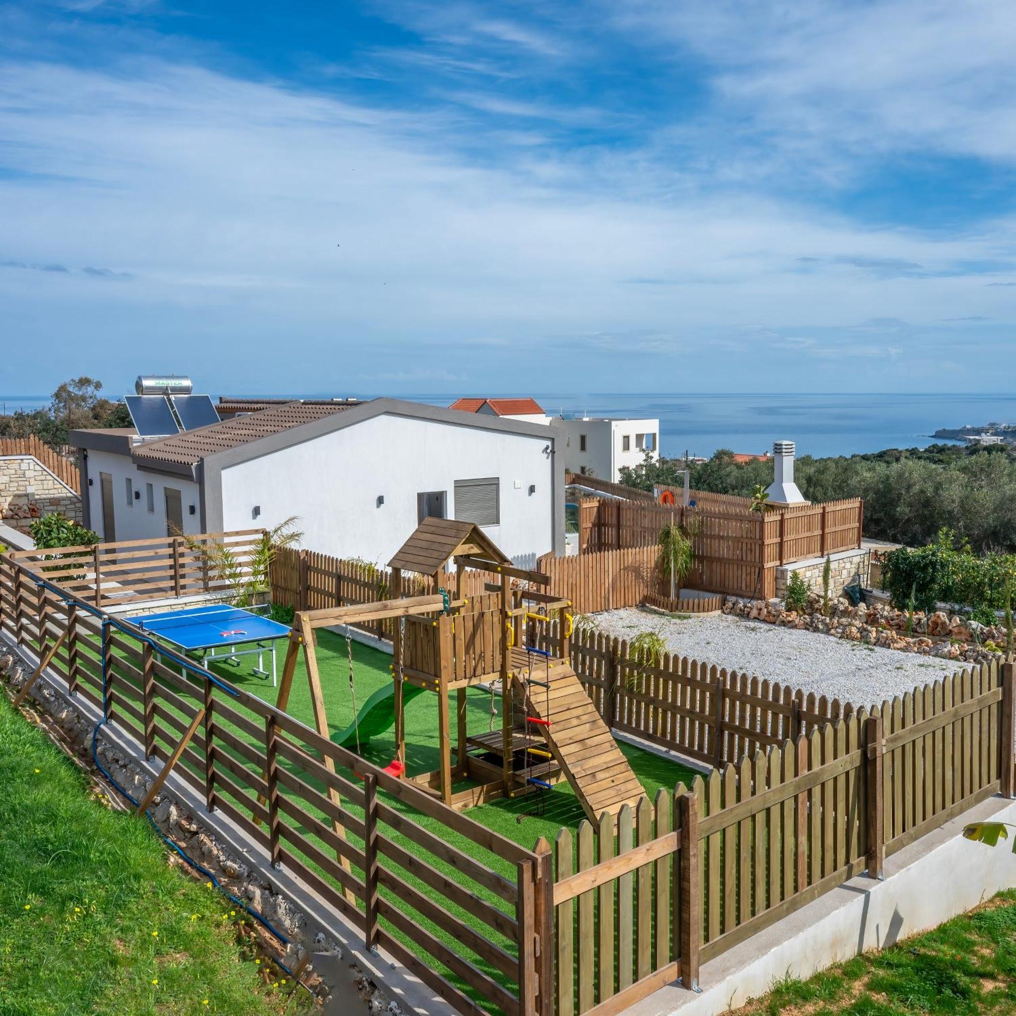 Halaro Villa Йеранион Экстерьер фото