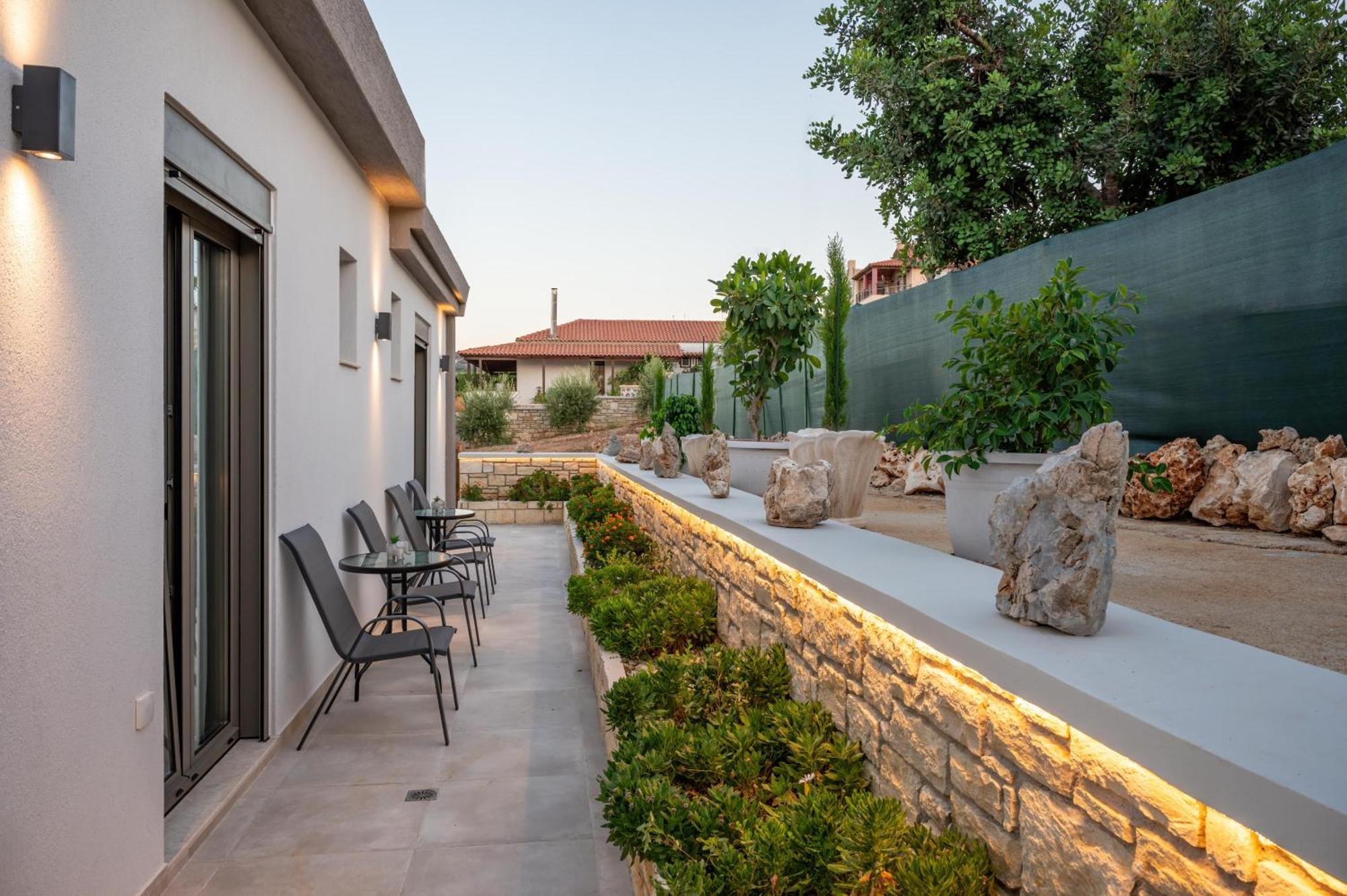 Halaro Villa Йеранион Экстерьер фото
